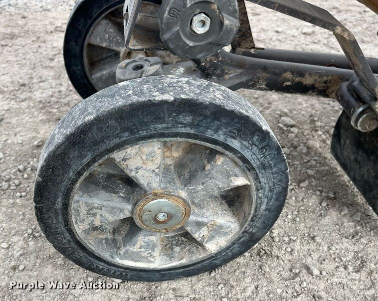 image for item LE9007 Tools