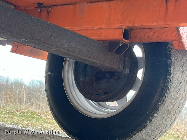 image for item LE9008 2008 Ver-Mac message board trailer