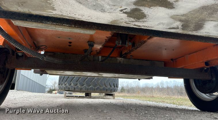 image for item LE9008 2008 Ver-Mac message board trailer