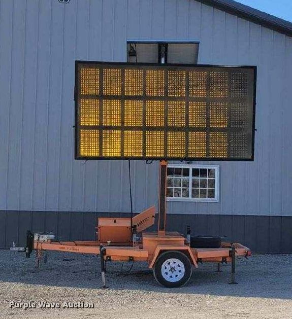 image for item LE9008 2008 Ver-Mac message board trailer