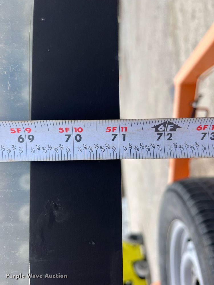 image for item LE9008 2008 Ver-Mac message board trailer