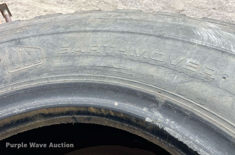 image for item LE9009 (2) JCB Earthmover 20.5R25 tires