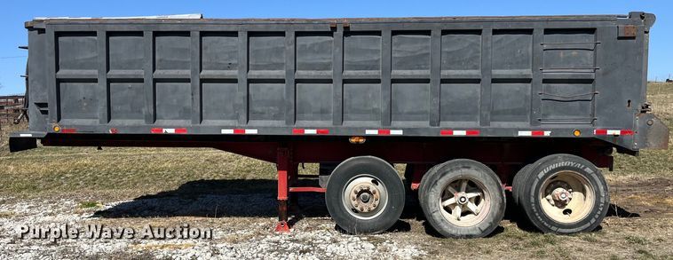 image for item LE9025 1995 Palmer TA-26F end dump trailer
