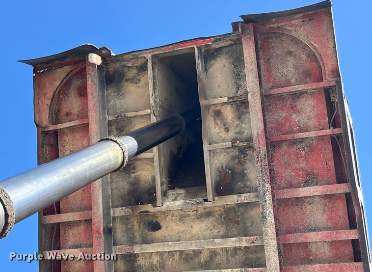 image for item LE9025 1995 Palmer TA-26F end dump trailer