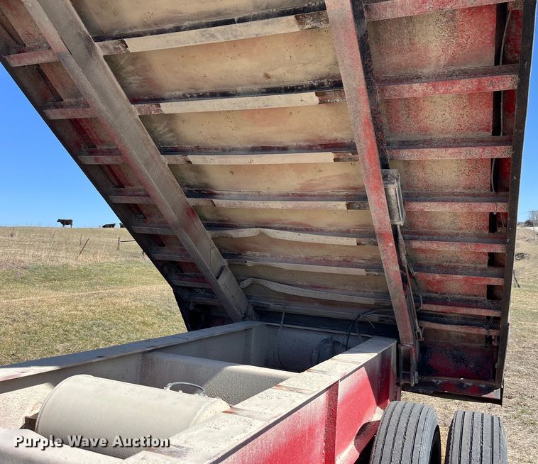 image for item LE9025 1995 Palmer TA-26F end dump trailer