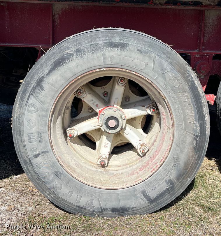 image for item LE9025 1995 Palmer TA-26F end dump trailer