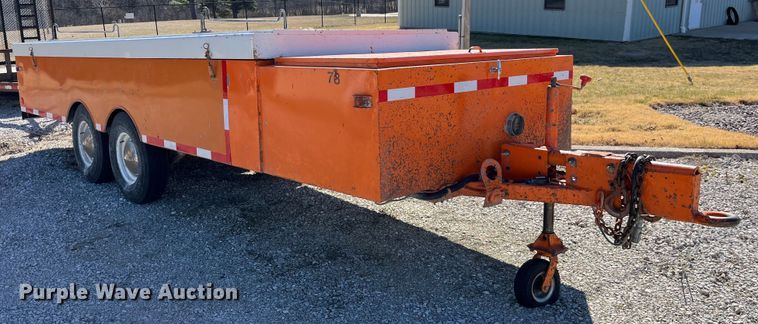 image for item LE9030 1979 A.B. Chance H/S hot stick utility trailer