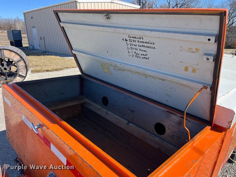 image for item LE9030 1979 A.B. Chance H/S hot stick utility trailer