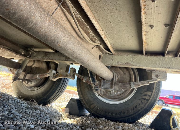 image for item LE9030 1979 A.B. Chance H/S hot stick utility trailer