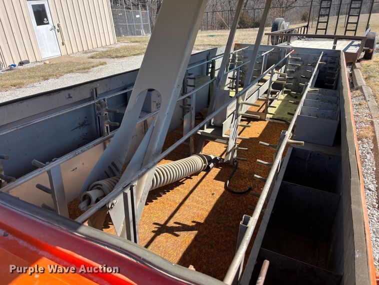 image for item LE9030 1979 A.B. Chance H/S hot stick utility trailer