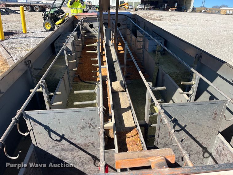 image for item LE9030 1979 A.B. Chance H/S hot stick utility trailer