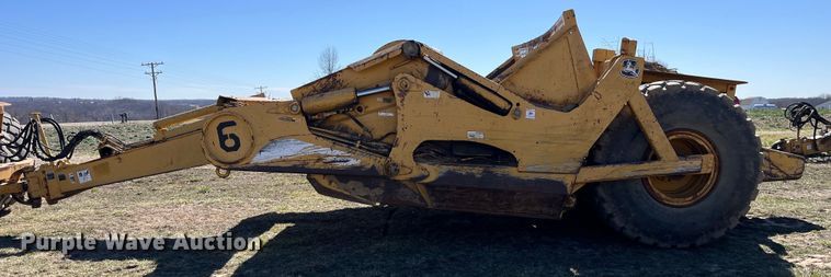 image for item LE9032 2005 John Deere  2112E scraper