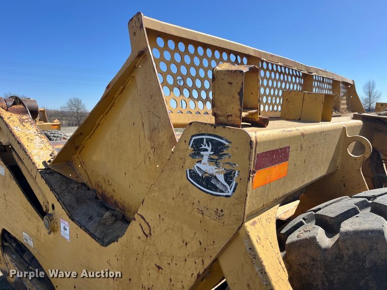 image for item LE9032 2005 John Deere  2112E scraper