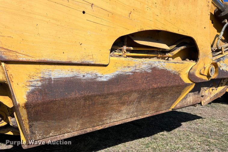 image for item LE9032 2005 John Deere  2112E scraper