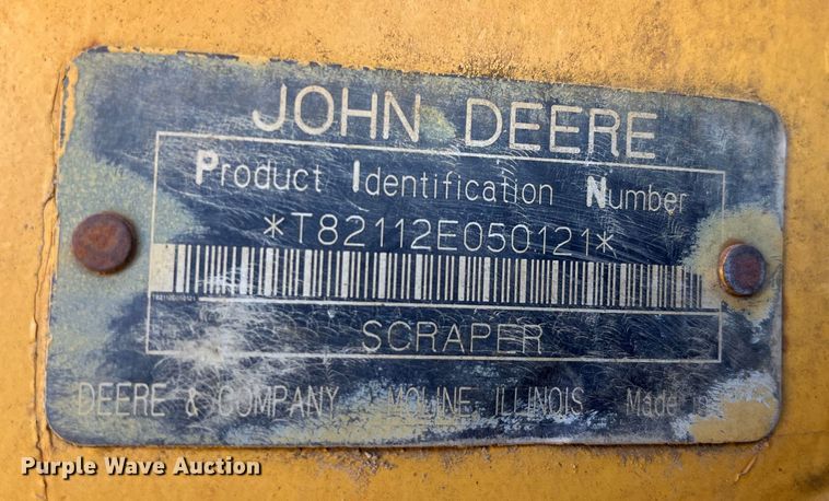 image for item LE9032 2005 John Deere  2112E scraper