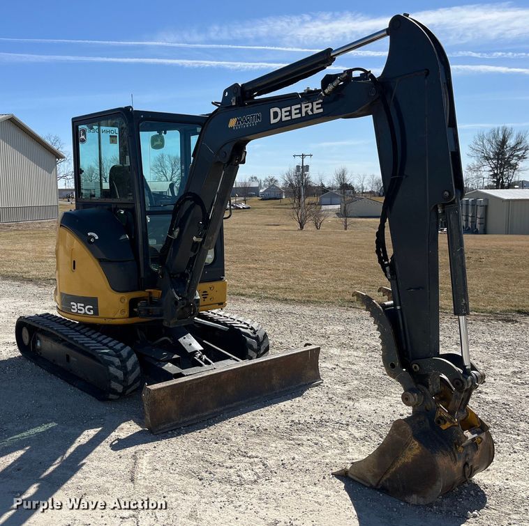 image for item LE9036 2015 John Deere 35G mini excavator