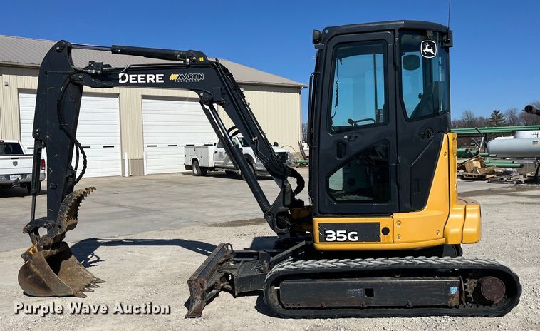 image for item LE9036 2015 John Deere 35G mini excavator