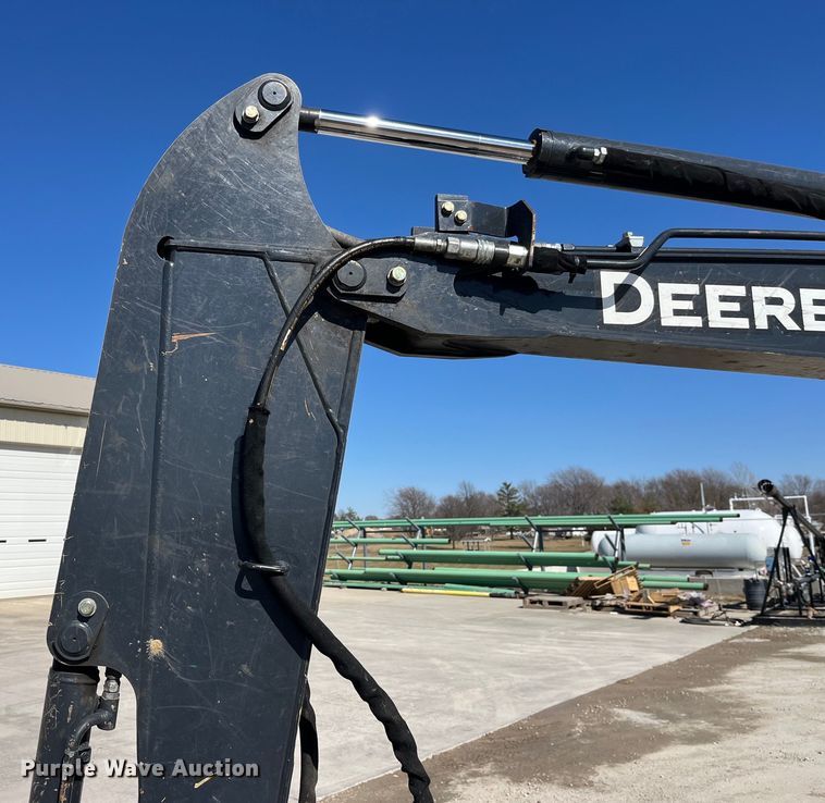 image for item LE9036 2015 John Deere 35G mini excavator