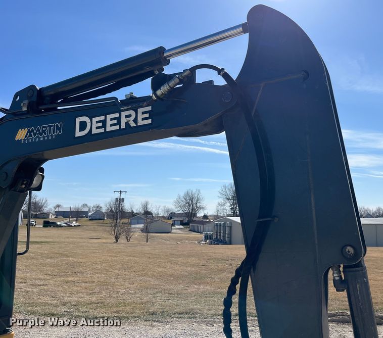 image for item LE9036 2015 John Deere 35G mini excavator