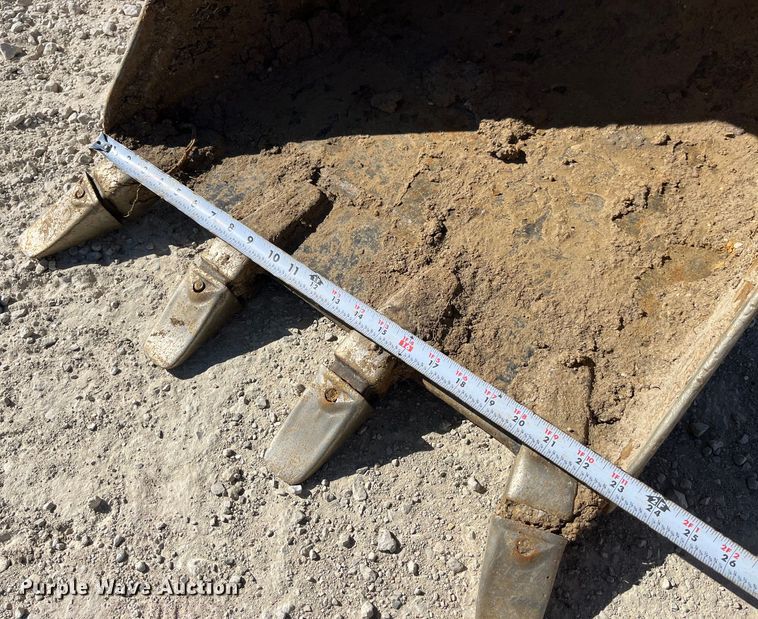 image for item LE9036 2015 John Deere 35G mini excavator