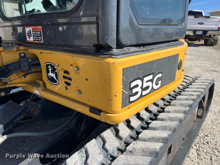 image for item LE9036 2015 John Deere 35G mini excavator