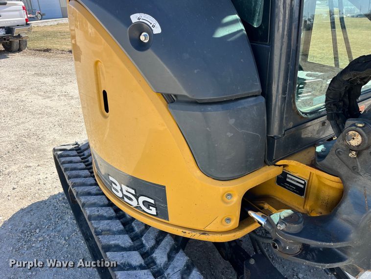 image for item LE9036 2015 John Deere 35G mini excavator