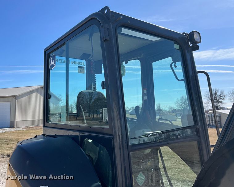 image for item LE9036 2015 John Deere 35G mini excavator