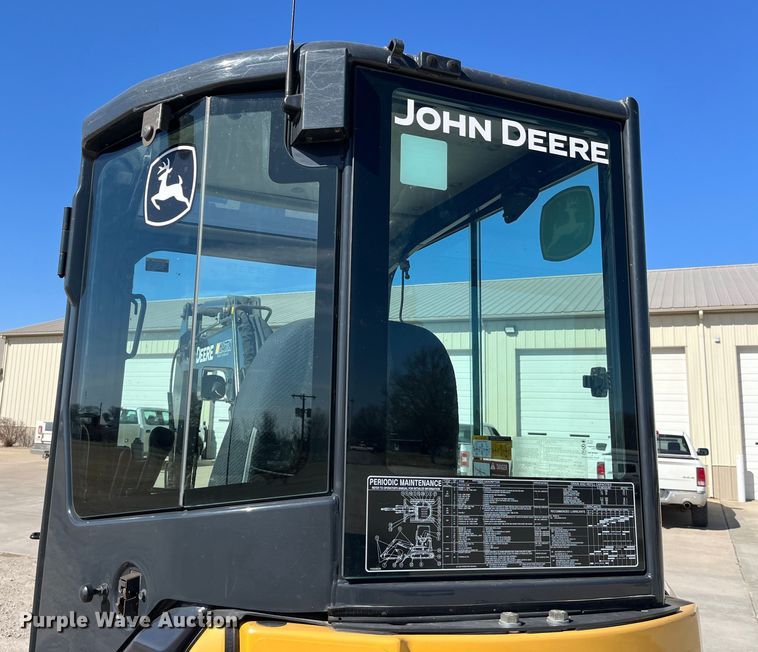 image for item LE9036 2015 John Deere 35G mini excavator