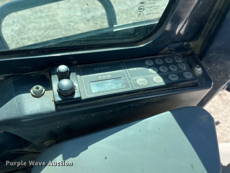 image for item LE9036 2015 John Deere 35G mini excavator