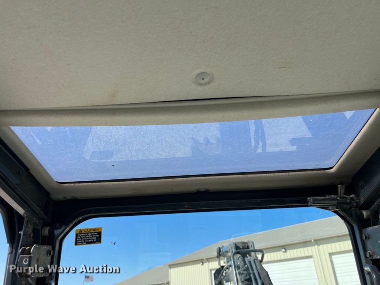 image for item LE9036 2015 John Deere 35G mini excavator