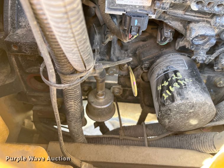 image for item LE9036 2015 John Deere 35G mini excavator