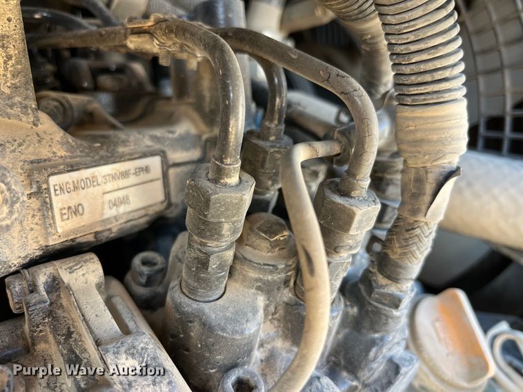 image for item LE9036 2015 John Deere 35G mini excavator