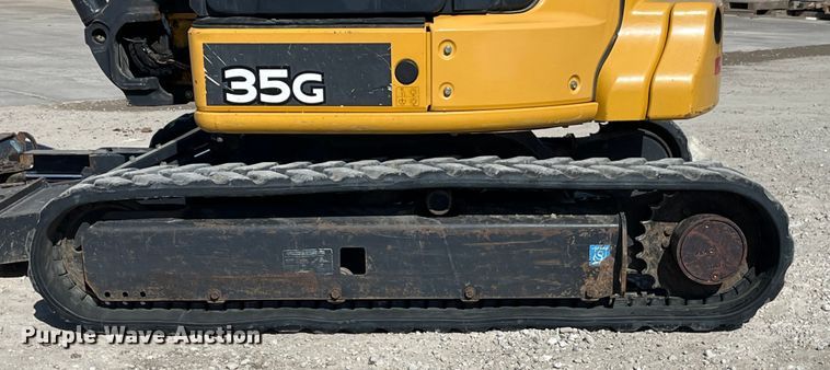 image for item LE9036 2015 John Deere 35G mini excavator