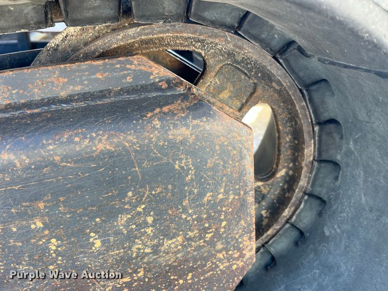 image for item LE9036 2015 John Deere 35G mini excavator