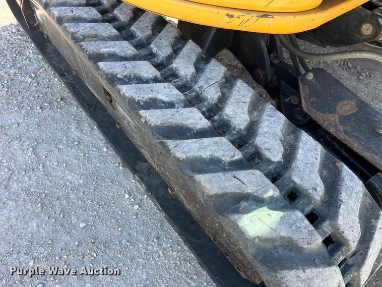 image for item LE9036 2015 John Deere 35G mini excavator