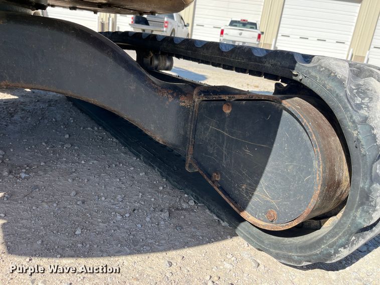 image for item LE9036 2015 John Deere 35G mini excavator