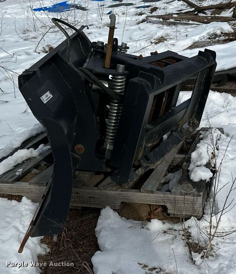 image for item LO9490 TMG Industrial skid steer dozer blade