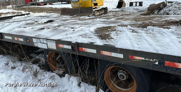 image for item LO9492 2002 Towmaster  T50 equipment trailer