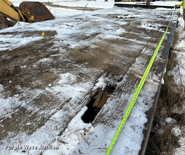 image for item LO9492 2002 Towmaster  T50 equipment trailer