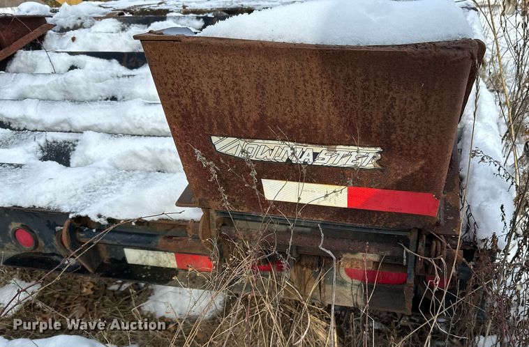 image for item LO9492 2002 Towmaster  T50 equipment trailer