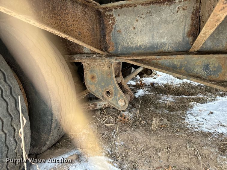 image for item LO9492 2002 Towmaster  T50 equipment trailer