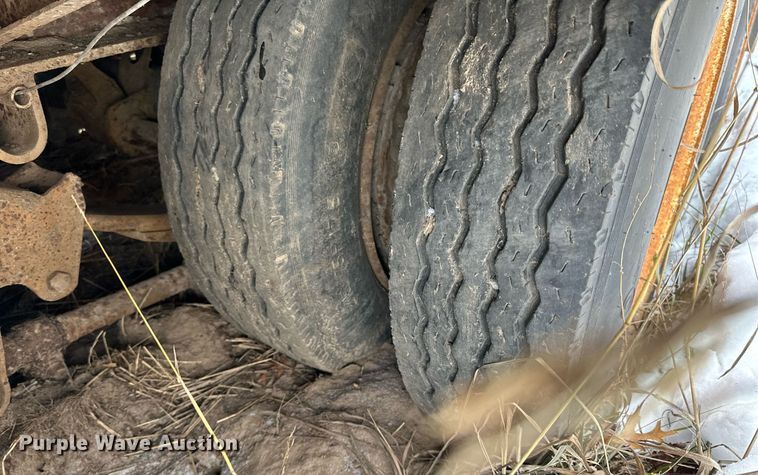 image for item LO9492 2002 Towmaster  T50 equipment trailer