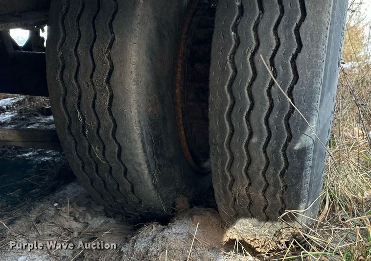 image for item LO9492 2002 Towmaster  T50 equipment trailer