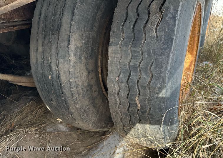 image for item LO9492 2002 Towmaster  T50 equipment trailer