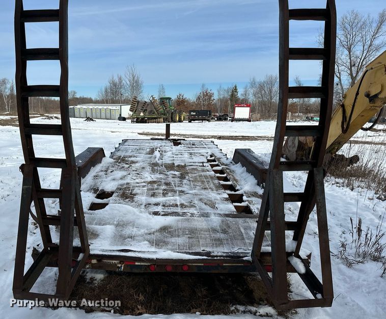 image for item LO9493 2001 PJ  equipment trailer