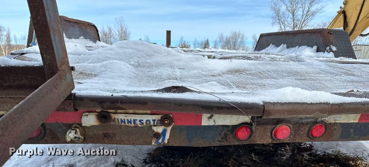 image for item LO9493 2001 PJ  equipment trailer