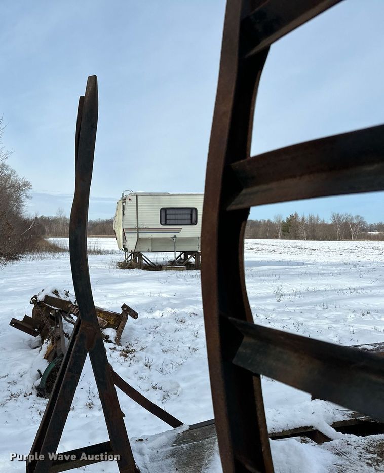 image for item LO9493 2001 PJ  equipment trailer