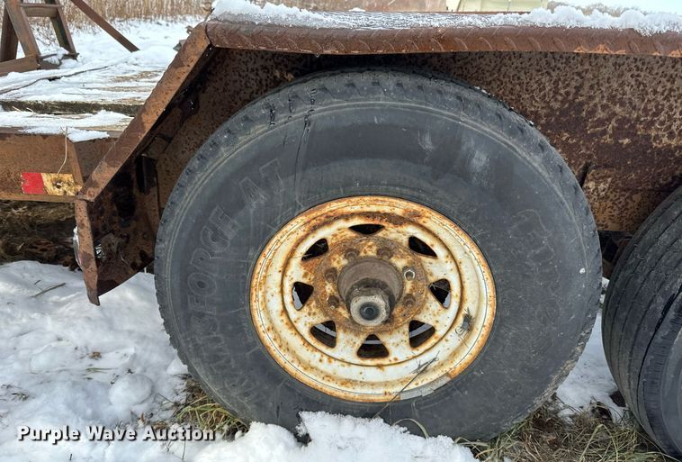 image for item LO9493 2001 PJ  equipment trailer