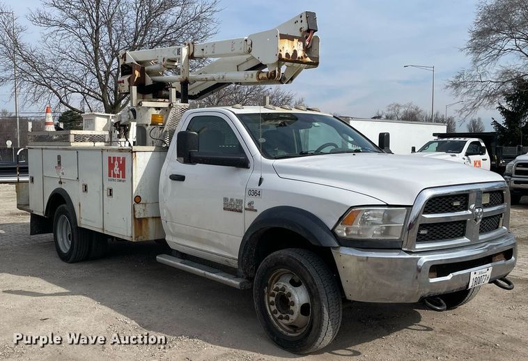 image for item LV9993 2016 Dodge Ram 5500HD bucket truck
