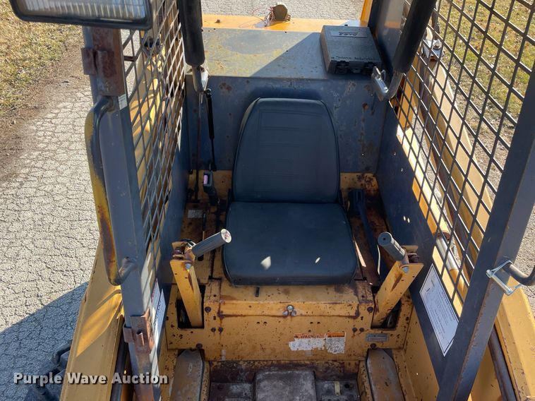 image for item LV9996 1999 Case 1840 skid steer loader